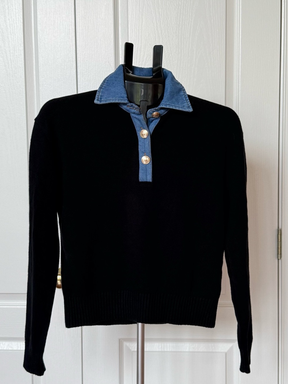 French Connection Black Sweater with Blue Denim Collar & Gold Buttons XS💙🖤